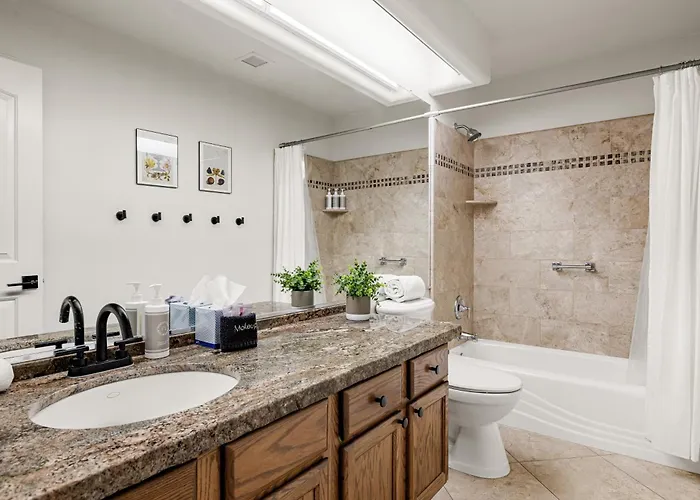 Shadow Mountain Retreat- Perfect Location Pool Games Hikers Retreat Holiday home Phoenix