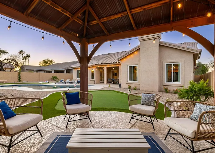 Holiday home Shadow Mountain Retreat- Perfect Location Pool Games Hikers Retreat *