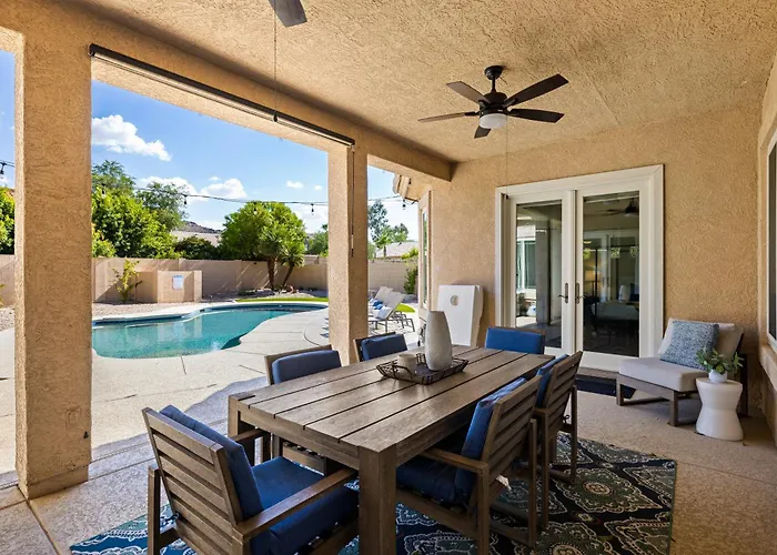 Holiday home Shadow Mountain Retreat- Perfect Location Pool Games Hikers Retreat *