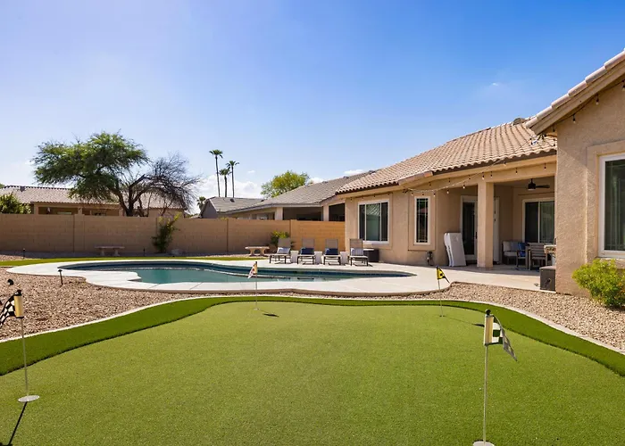 Shadow Mountain Retreat- Perfect Location Pool Games Hikers Retreat