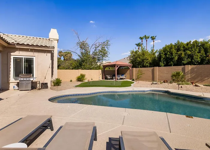 Holiday home Shadow Mountain Retreat- Perfect Location Pool Games Hikers Retreat